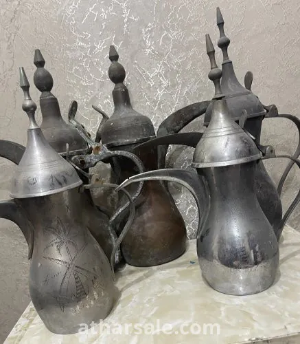 تحف ودلال قديمة جدا