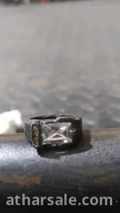 خاتم دهبي قديم مع قطعة الماس