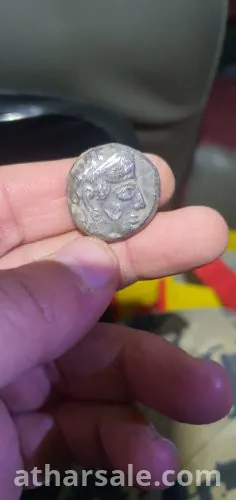 من العمل النادرة القديمة