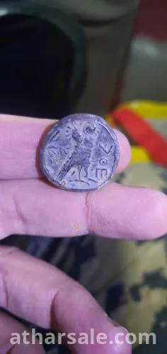 من العمل النادرة القديمة