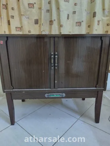 تلفزيون قديم