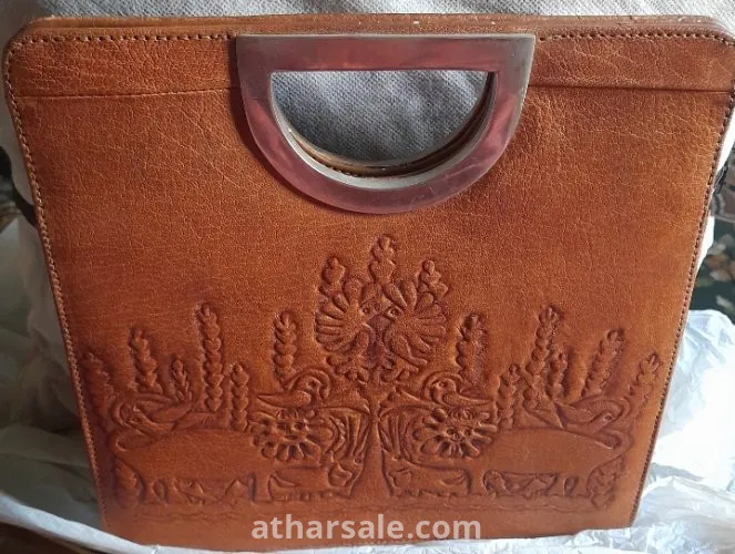 شنطه يد حريمى