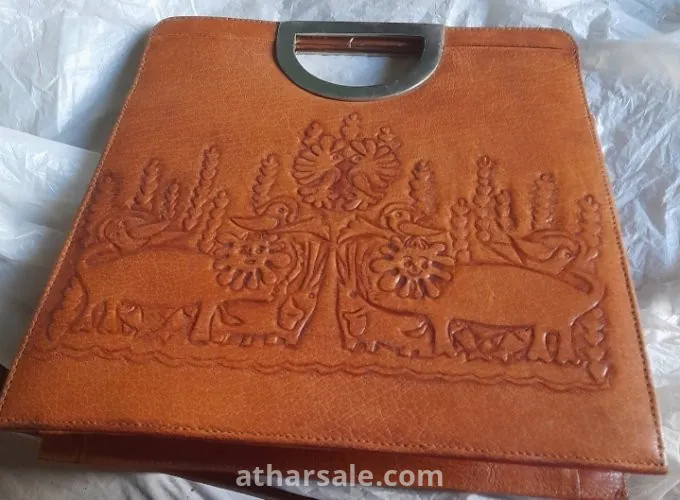 شنطه يد حريمى