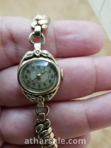 ساعه رولكس نسائية عمرها أكثر من ٧٠ سنه