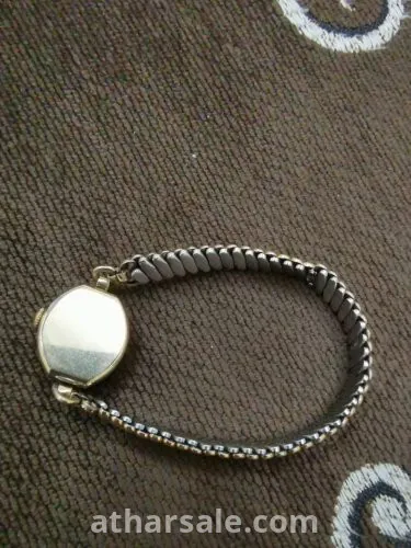 ساعه رولكس نسائية عمرها أكثر من ٧٠ سنه