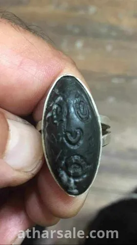 حجر كريم نادر اثري جدا