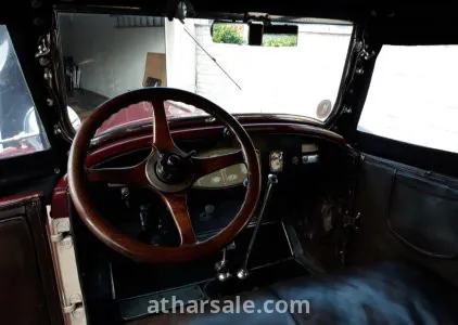 Chrysler Imperial E80 10