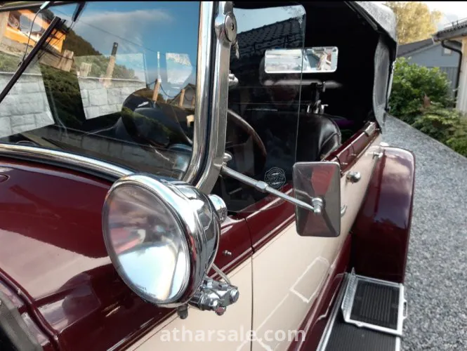 Chrysler Imperial E80