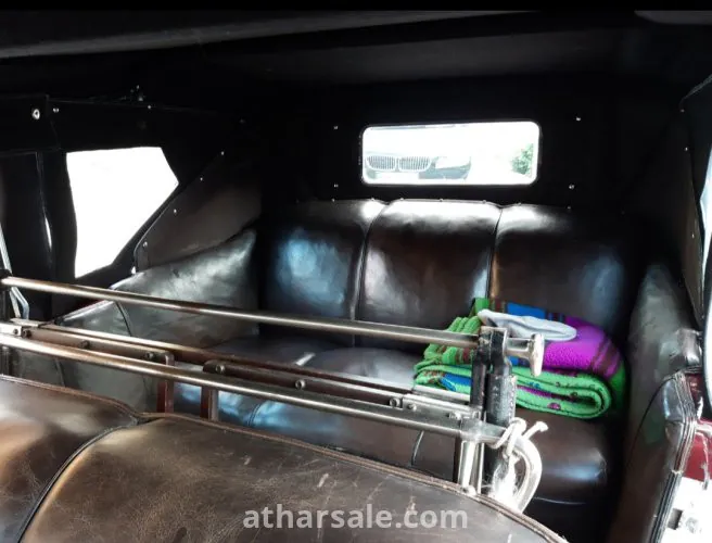 Chrysler Imperial E80