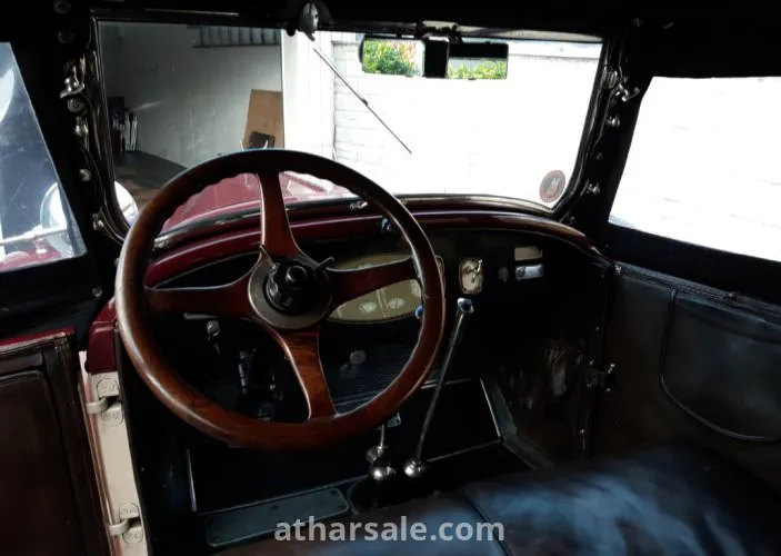 Chrysler Imperial E80