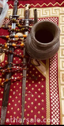 مقتنيات قديمه