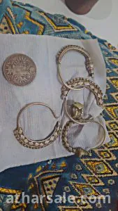 ريال فرانسي 1780+١ خاتم فضه +٤حلق فضه