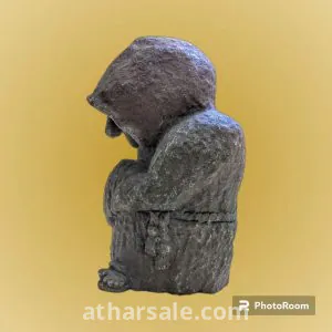 اثار عبريه قديمه جدااااااا لكاهن الطول 15سنتى العرص 9 سنتى تقيل على حجمه حجر كثافته عاليه تقيل بالنسبه لحجمه 4