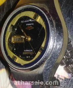 ساعه نادره من العصر القديم 7