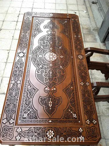 مكتب مع كرسي خشب جوز