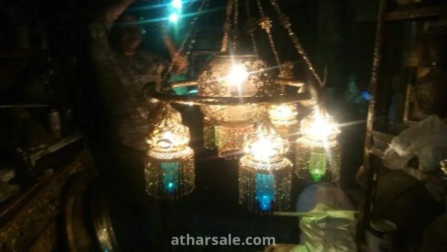 نجفة نحاس شغل هاندميد  تحفة فنية واثرية مكانها القصور والمساجد العريقة