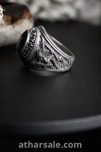 خاتم نادر اثري من العصر العثماني