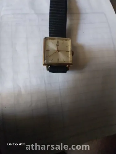 ساعه يد. فرنسي