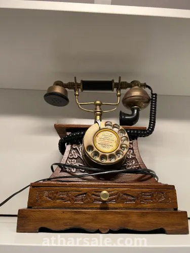 هاتف قديم