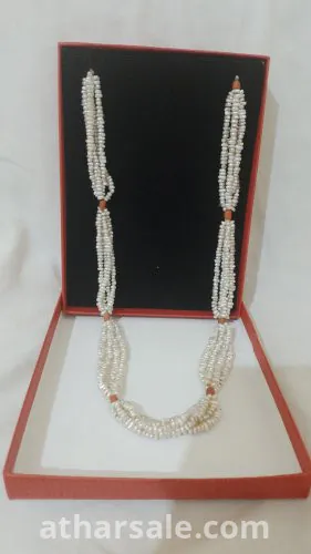 عقد من الجوهر الحر