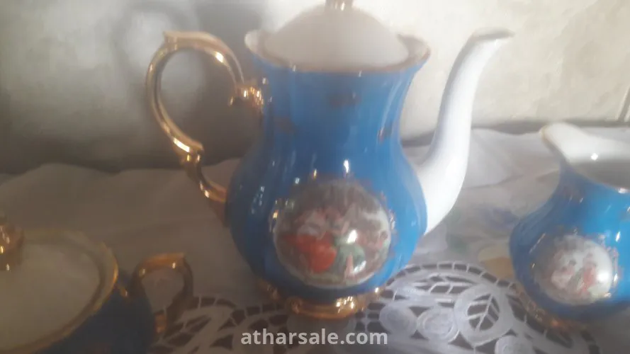 اطقم صينى من ٤٠ سنه