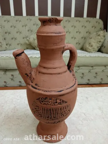 إبريق فخار اسلامي نادر