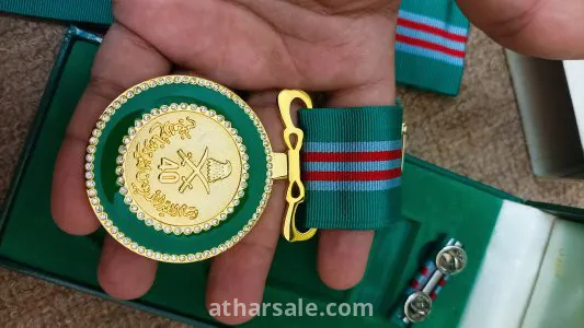 وسام الشرف للعقيد الراحل معمر القذافي 3