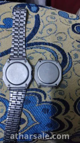 ساعات وقطع غيار