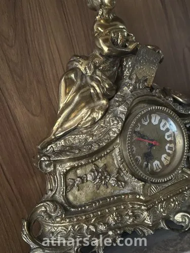 ساعة منزلية نادرة