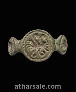 خاتم برونزي يعود للعصر البيزنطي