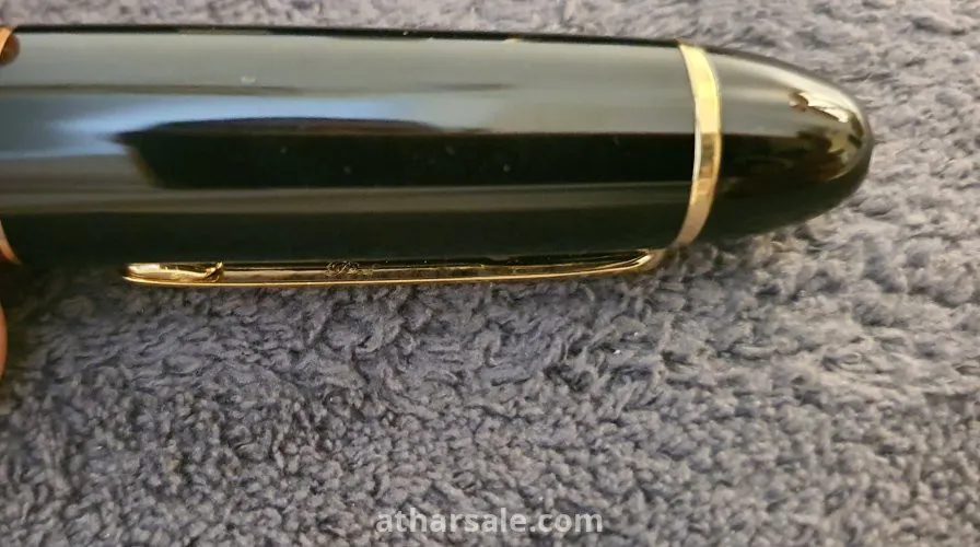 قلم حبر سائل مايسترشتوك 149 مطلى بالذهب الاصفر Montblanc