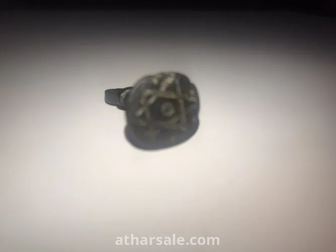 ختم النجمه السداسيه الوحيد في العلم وهوه قبل الميلاد بي 800سنه من البرنز قطعه نادره جدا