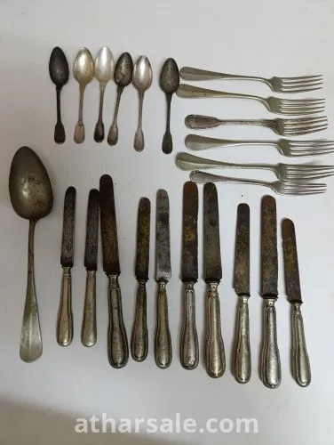 ملاعق، شوك وسكاكين فضة مدموغة ماركة كريستوفل والباكا