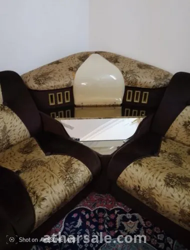 كنب فينتج امريكي عمره ٤٢ سنه