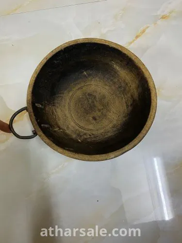 صينيه من الخشب الطبيعي عمرها ١٠٠ سنه