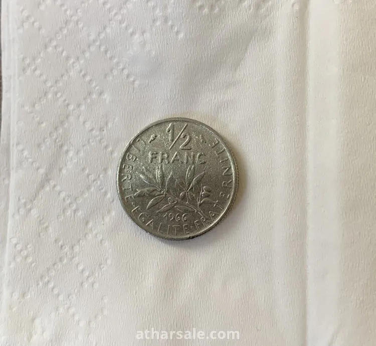 عملة فرنسية نادرة عام 1966م