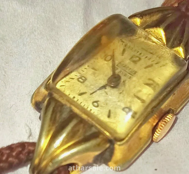 ساعه سويسرى