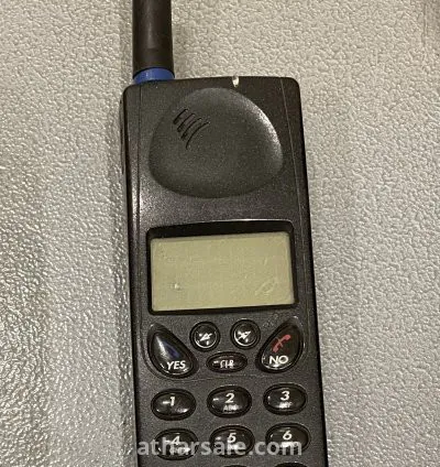 جوالات قديمة وبياجر 4