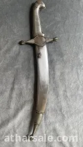 خنجر تقليدي مزخرف 3