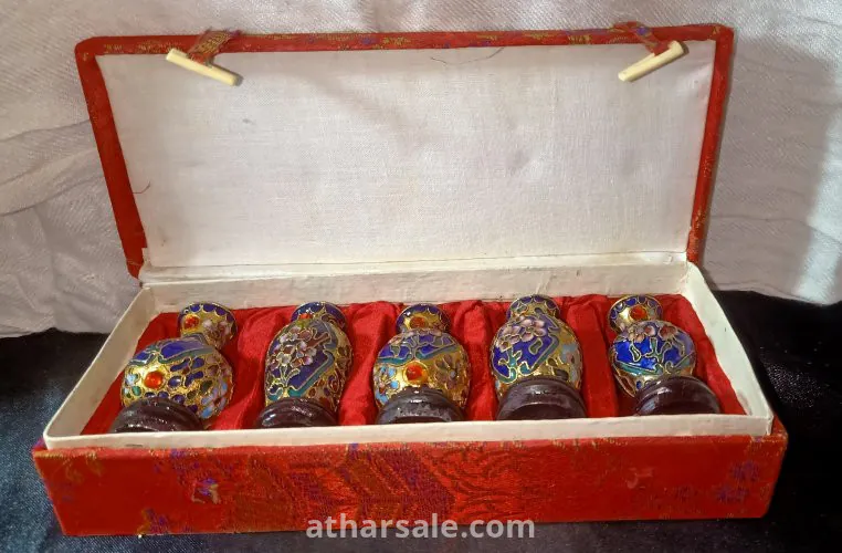 فظات مني صيني الصنع قديم