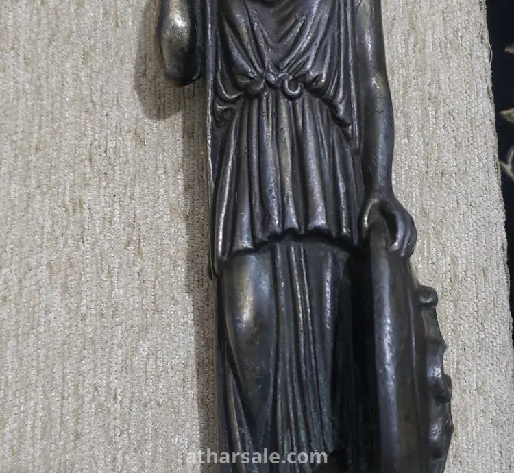 تمثال أثينا روماني قديم