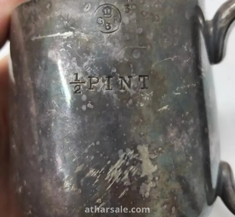 كوب انجليزي قديم  و نادر مطلي فضة ومختوم