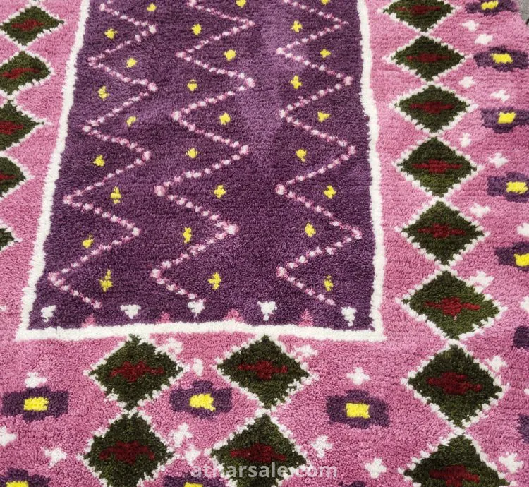 سجاد عمل يدوي