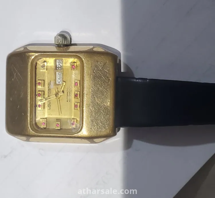 ساعة لويس روسيل الاصلية العتيقه صناعه سويسرية مواشراتها ياقوت احمر