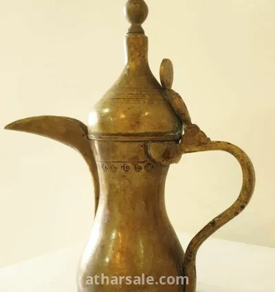 دلة  قديمه جداا من النوادر 3