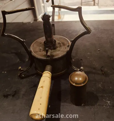 سبرتايه نحاس مهداه من الملك فؤاد أو الملك فاروق 3