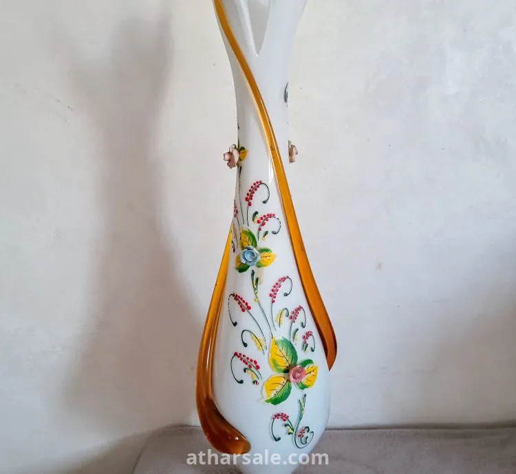 مزهرية فرنسية انتيك