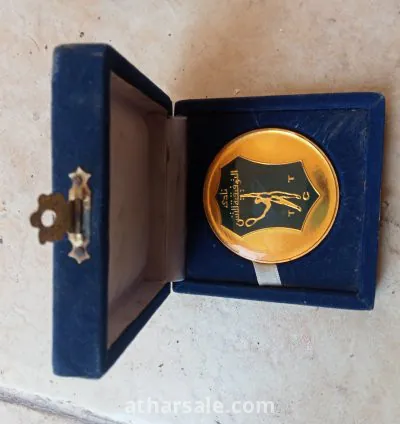 ميداليات ذهبيه 3