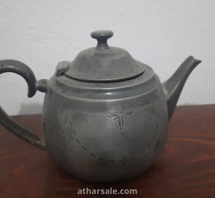 ابريق قديم جدا