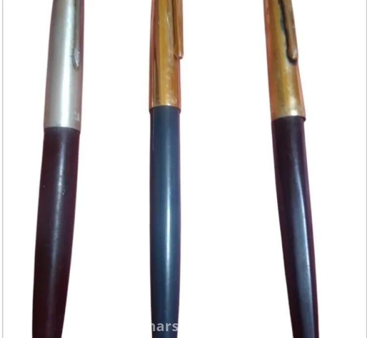 اقلام حبر قديمة